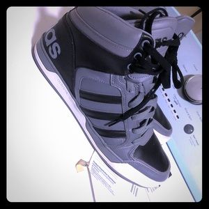 Adidas / Men's Shoe's Raleigh 9TIS MID Sneaker